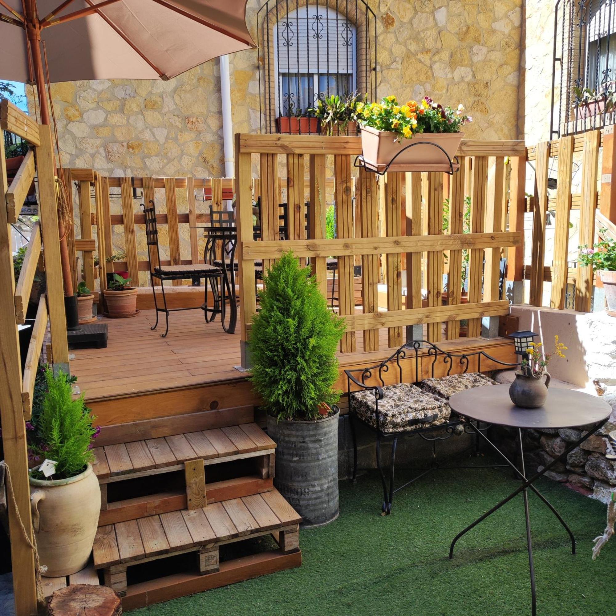 Alcoba Con Patio Del Siglo XIX Villa Villanueva de Viver Exterior photo